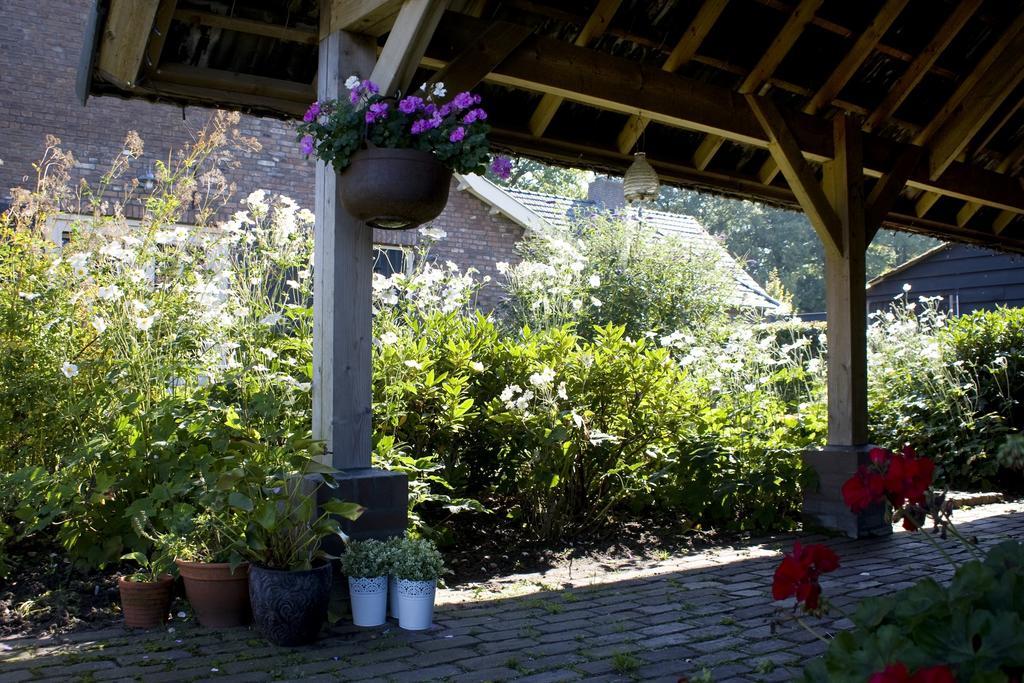 Bed and Breakfast Oranje Hoeve Helenaveen Exterior foto